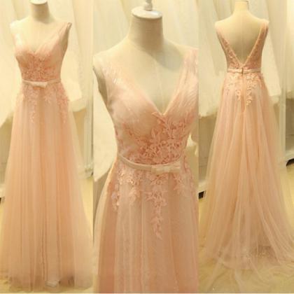 V-neck Tulle Prom Dresses Lace Appliques Women..