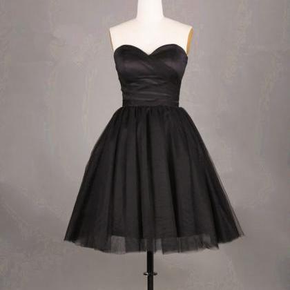 Simple And Cute Black Short Tulle Prom Dresses..