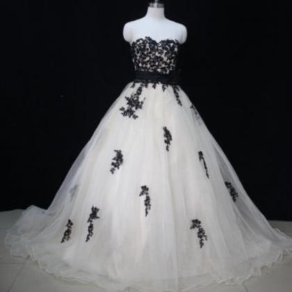 Sexy Cathedral Wedding Dresses Champagne Black..