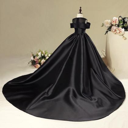 Luxury Flower Girl Dress For Weddings Ball Gown..