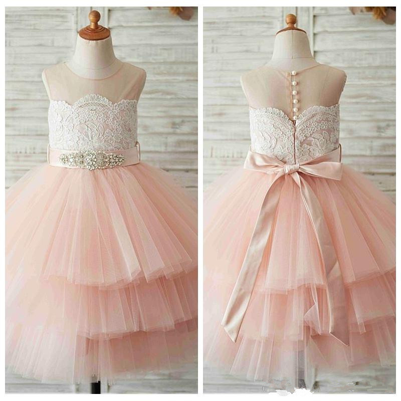 2019 Sheer Ball Gown Tulle Flower Girls Dresses Tiered Lace Appliques Formal Kids Birthday Party Gowns Crystal Beaded Ribbon Communion Gowns