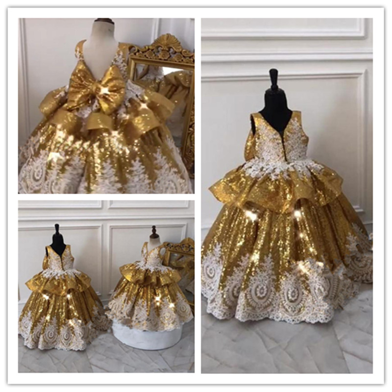 Gold Sequined Ball Gown Girls Pageant Dresses 2019 Vintage Lace Ruffles Bow Plus Size Toddlers Kids Dresses Pageant Dresses For Teens