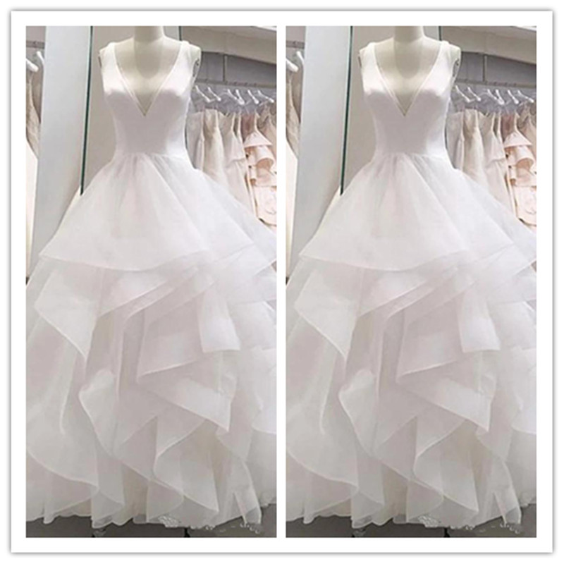 Exquisite White Tulle Available In Plus Size Wedding Dresses Bridal Gowns Deep V-neck Ruffles Ball Gown Wedding Gowns Robe Mariee