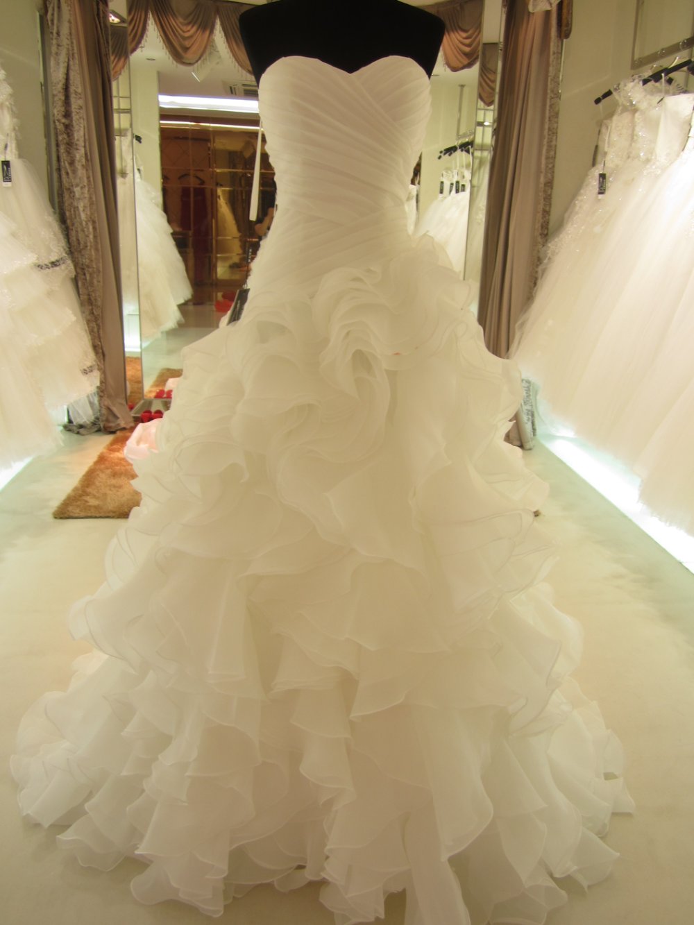 Ball Gown Bridal Wedding Dress Fashion Dress White Or Ivory Wedding Dresses Prom Dresses Ruffle Formal Dress Sweetheart Evening Dress