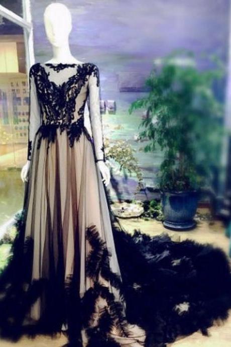 Exquisite Black Tulle Lace Neckline Formal Long Evening Prom Dresses With Train Lace Appliques Wedding Party Birthday Long Sleeve 18lf01