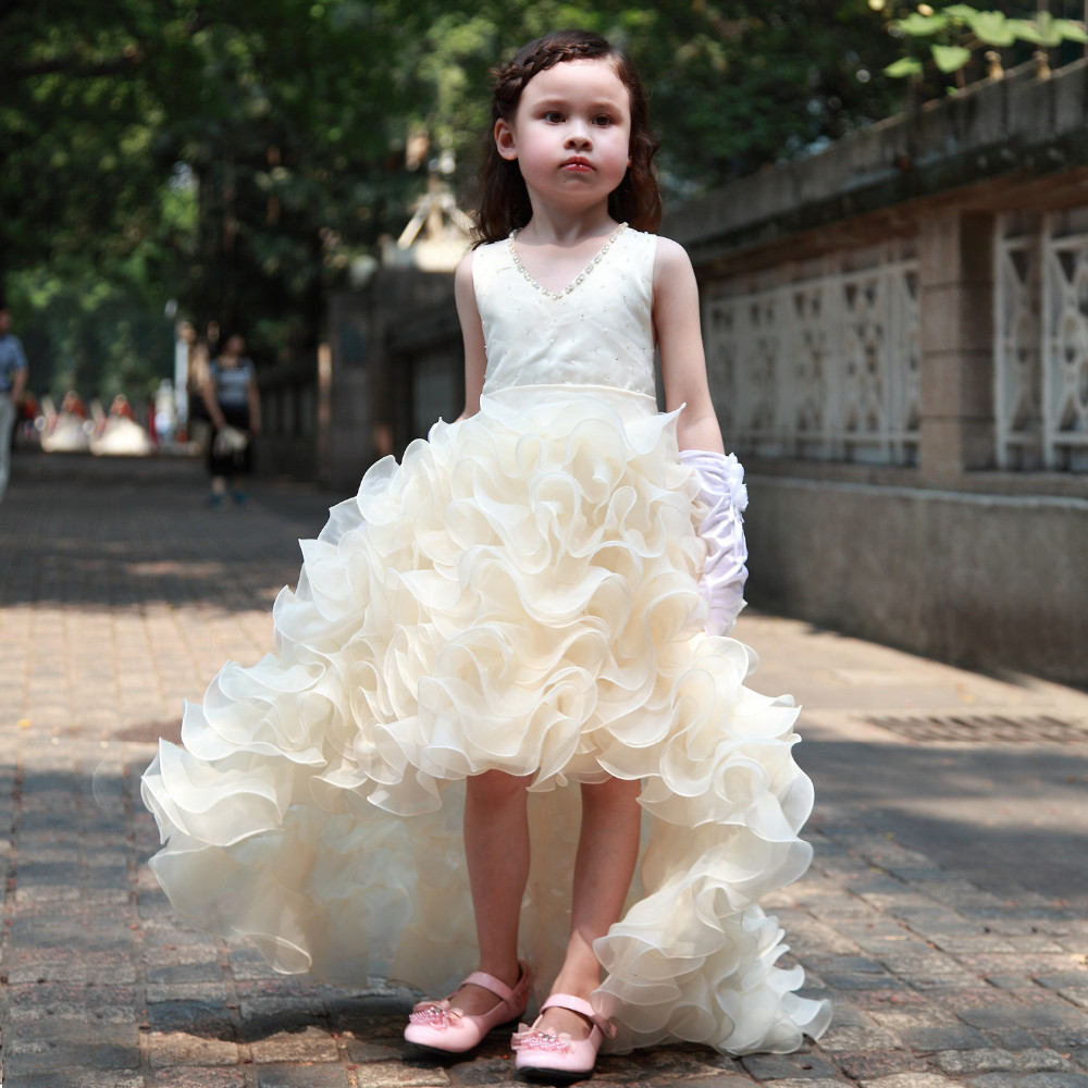 Flower Girl Dresses with Ruffled Train